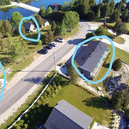 Tamarac Island Motel Stokes Bay Dış mekan fotoğraf